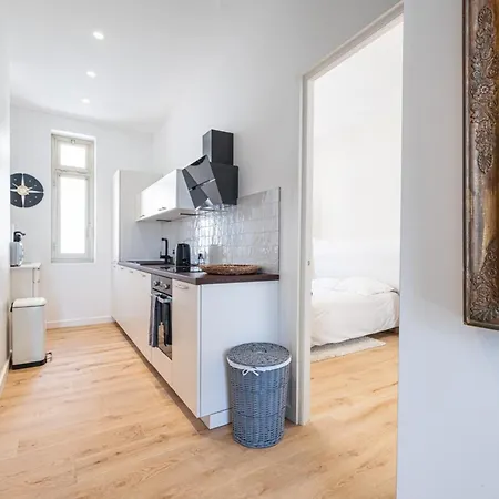 Apartamento Large 2-bedroom Sea View 1 Min Walk From Monaco