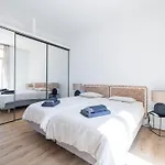 Διαμέρισμα Large 2 Bedroom With Sea View 50m From Monaco *