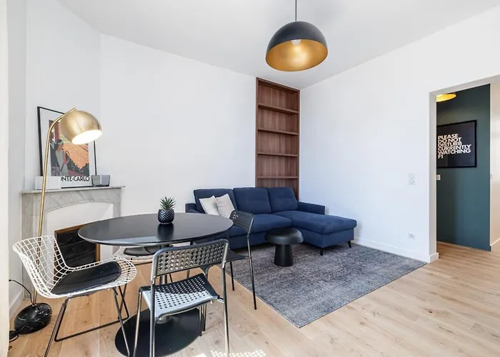 Large 2 Bedroom With Sea View 50m From Monaco 보솔레이